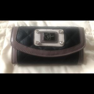 Guess wallet